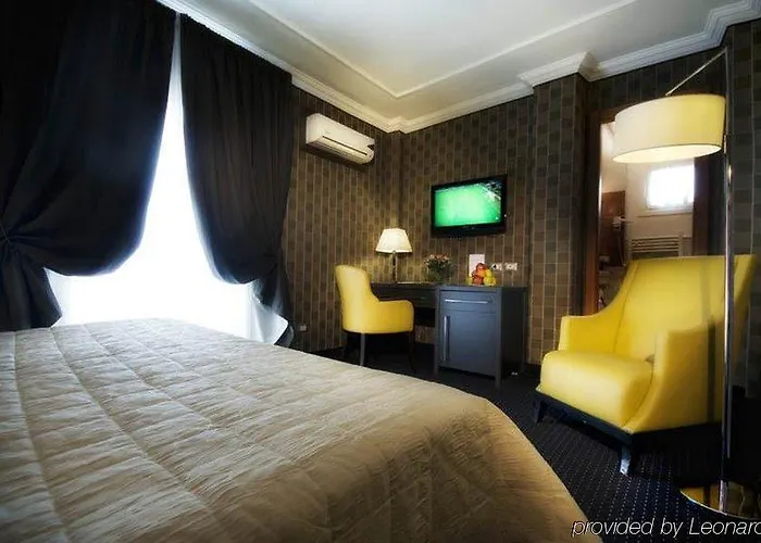 מלון Panama Garden 4*