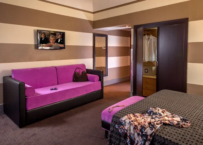Panama Garden מלון 4*