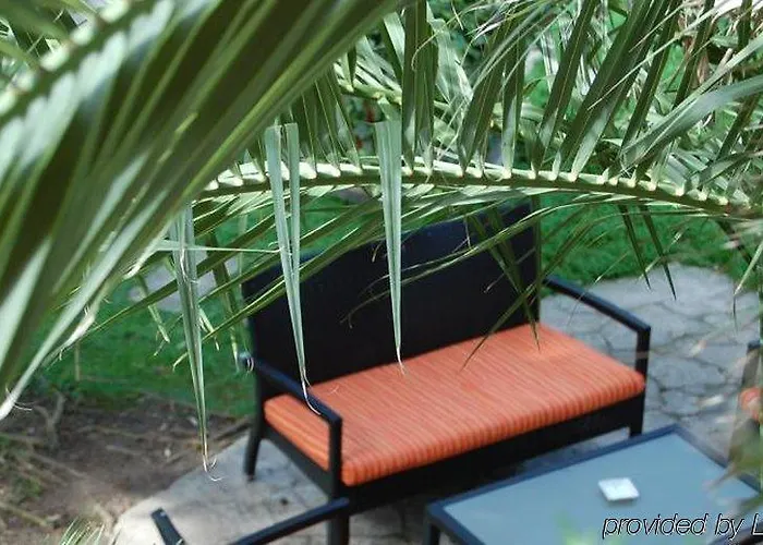 Panama Garden